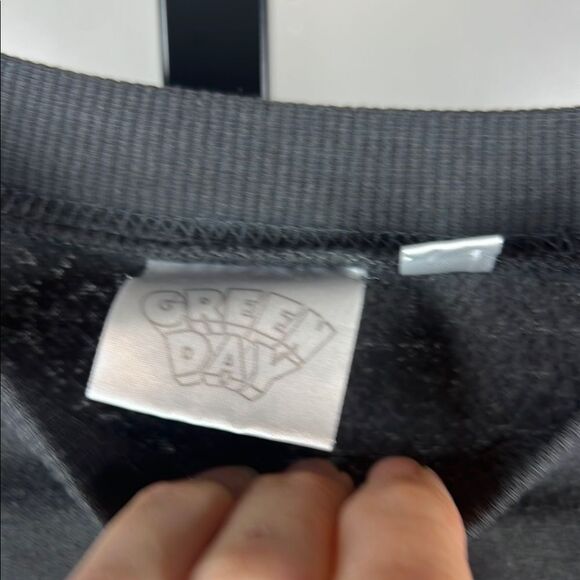 Green Day Vintage Graphic Women’s Sweatershirt - Gray - Picture 4 of 5